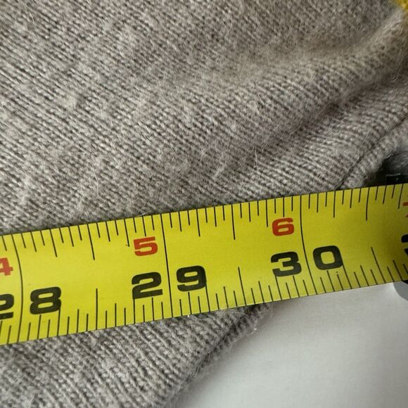 BCBG MAXAZRIA Women’s Asymmetrical Striped Short Sleeve Sweater Size Medium - Picture 5 of 12